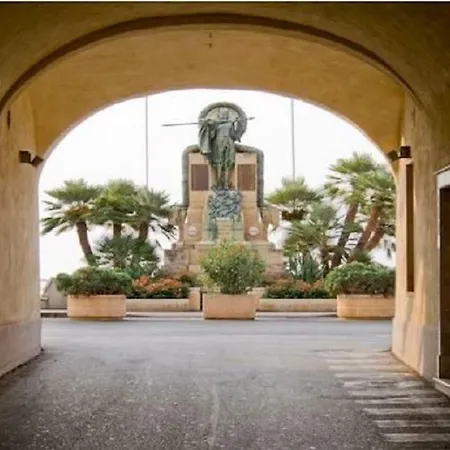 Szálloda La Milanese Pietra Ligure