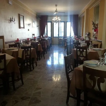 La Milanese Szálloda Pietra Ligure