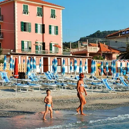 La Milanese 3* Pietra Ligure