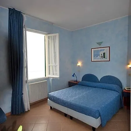 La Milanese 3* פייטרה ליגורה