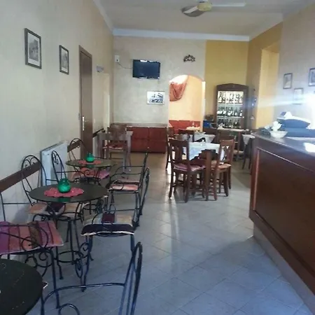 Отель La Milanese 3*